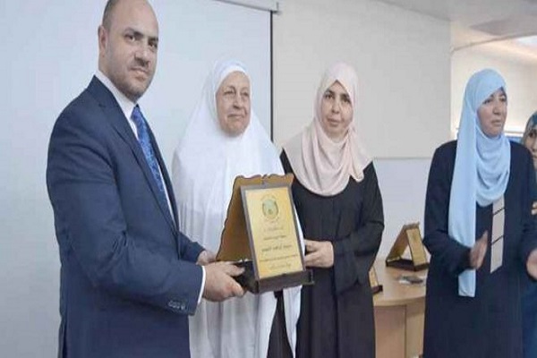 70-Year-Old Jordanian Quran Memorizer Honored
