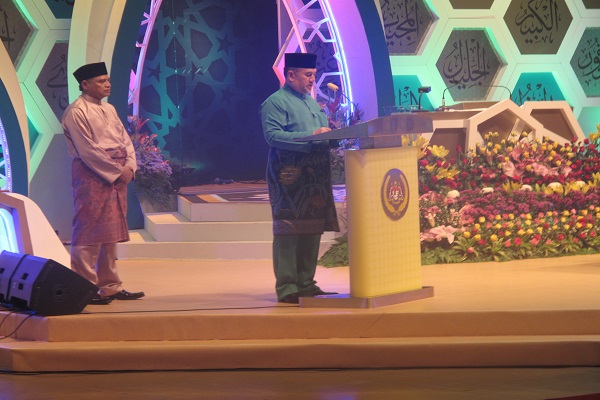 Foto-Cerimonia chiusura competizioni coraniche Malesia