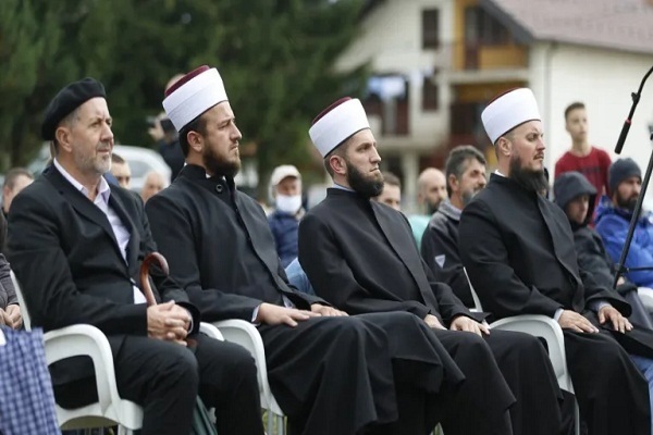 مسلمو صربيا..تهميش وهدم للمساجد في دولة تُجاهر بعدائها للإسلام