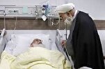Leader’s Representative Visits Senior Cleric Ayatollah Nouri Hamedani in Qom Hospital