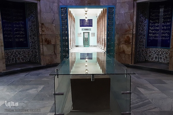 Tomb of Iranian poet Saadi Shirazi 