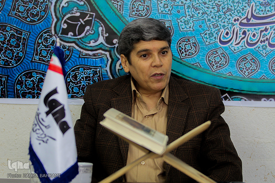 وحدت و انسجام؛ رمز موفقیت رزمندگان اسلام/ از برپایی کلاس قرآن در جبهه&zwnj;ها تا حبه قند متبرک امام راحل