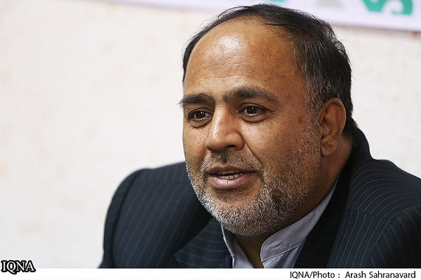 انتقاد از بخشنامهای عمل کردن سازمانهای متولی فعالیتهای قرآنی/ تئوری مسابقات قرآن؛ خشک، پوسیده و تکراری انتقاد از بخشنامهای عمل کردن سازمانهای متولی فعالیتهای قرآنی/ تئوری مسابقات قرآن؛ خشک، پوسیده و تکراری