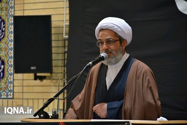 لزوم توجه شیعیان به فضائل اهل&zwnj;بیت(ع) و الگو قرار دادن آنان در زندگی