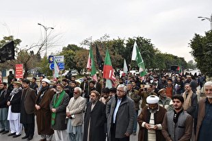 علمای پاکستان: دولت به ترور سردار سلیمانی اعتراض کند