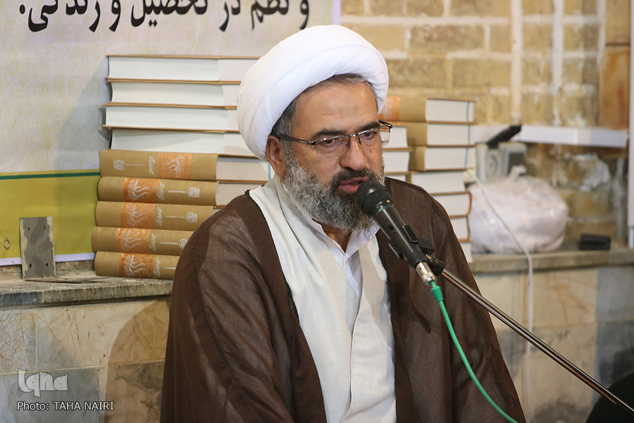 نخلهای بوستان ولایت آماده مبارزه با تروریستهای آمریکایی