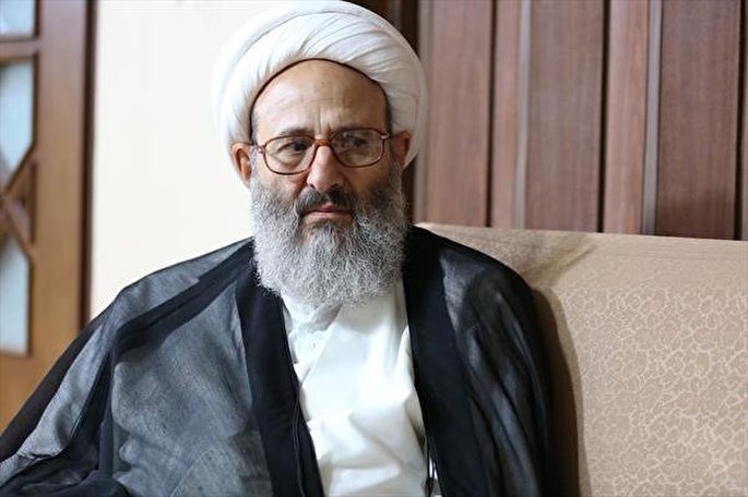 حضور در اجتماعات در صورت خطر جانی، خلاف شرع است