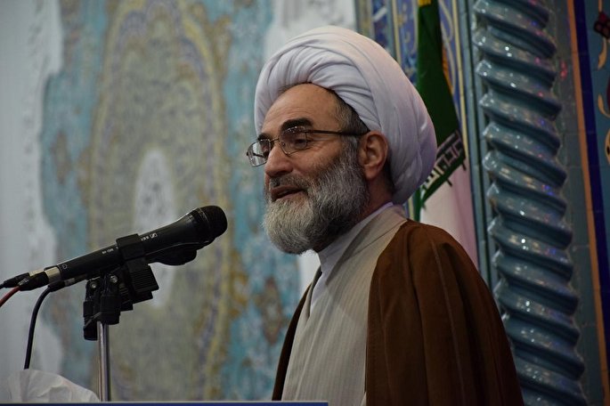 حادثه کربلا معلول انحراف جامعه اسلامی از غدیر است