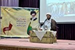 فهم صحیحی از ارزش‌های انقلاب اسلامی به نسل جوان ارائه شود