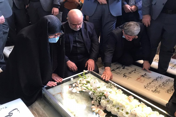 عکس| برگزاری مراسم گرامیداشت شهیدان سلیمانی و المهندس در نجف اشرف