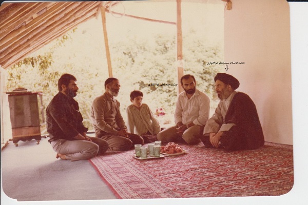 نامی که ماند / از مدرسه عالی علوم اراک تا پرواز از تپههای اوین نامی که ماند / از مدرسه عالی علوم اراک تا پرواز از تپههای اوین