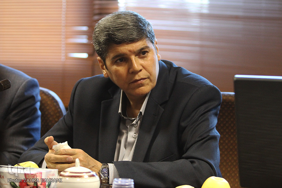 نیک نامانی به نام پدر / از نشانه فاصله بین پدر و پسر تا پرورش تقوا نیک نامانی به نام پدر / از نشانه فاصله بین پدر و پسر تا پرورش تقوا