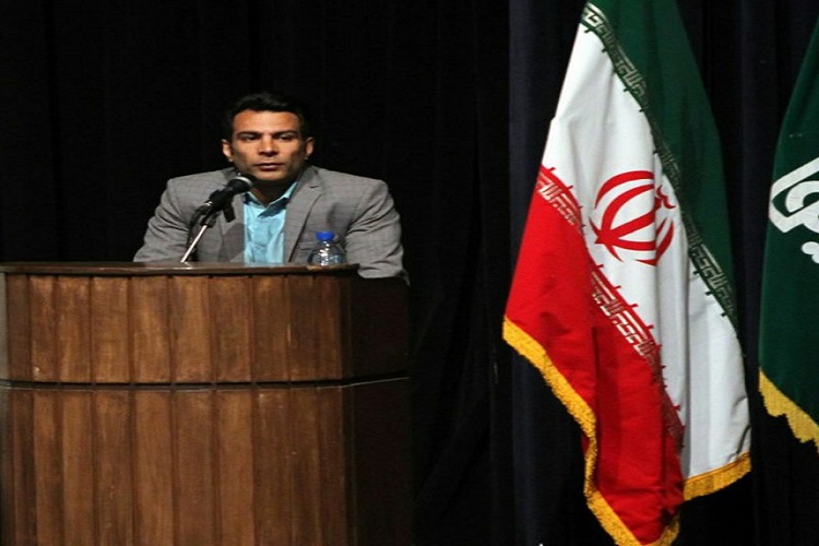 نیک نامانی به نام پدر / از نشانه فاصله بین پدر و پسر تا پرورش تقوا نیک نامانی به نام پدر / از نشانه فاصله بین پدر و پسر تا پرورش تقوا