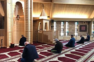 استقبال از بازگشایی مراکز عبادی در «ایلینوی» آمریکا