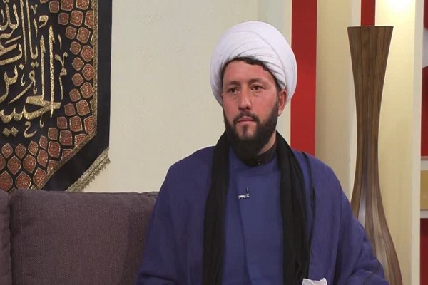 حجت الاسلام رحمتی، رئیس اتحادیه انجمن اسلامی دانش آموزان ساوه