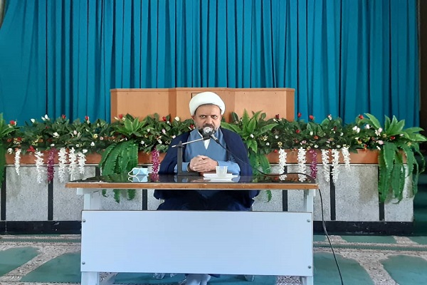 مدیریت نظام بدون ولایت فقیه، مشروعیت ندارد