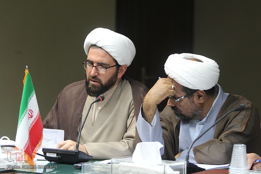 حجت الاسلام علی رودبارانی دبیر ستاد اقامه نماز مرکزی حجت الاسلام علی رودبارانی دبیر ستاد اقامه نماز مرکزی