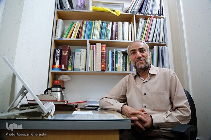 عرفان اسلامی از ابتدای شکل‌گیری به عاشورا پرداخته است