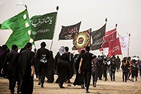 صوت | نوای حسینی در مسیر اربعین