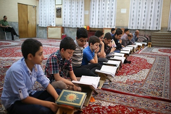 فعالیت 25 خانه قرآن و عترت در شهرستان اسلامشهر