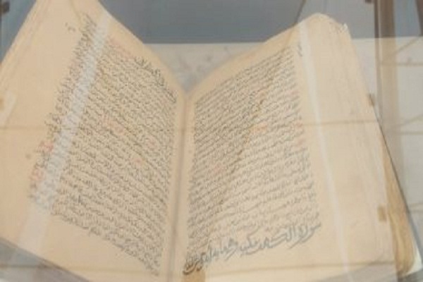 عرصه نسخه خطی قرآنی مربوط به قرن هفتم هجری در شارجه + فیلم