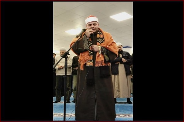 فیلم | تلاوت قاری مصری در مسجد «الهدایه» لندن