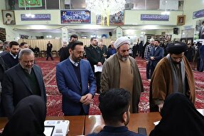 فیلم | حضور استاندار آذربایجان‌شرقی در شعب رأی‌گیری مسجد فاطمه الزهرا(س) تبریز