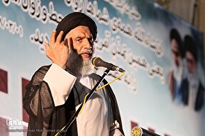 ماه رمضان را ماه تفکر در قرآن قرار دهیم