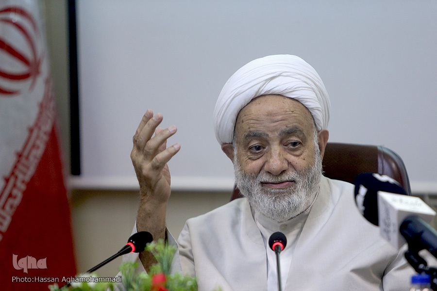 حجتالاسلام والمسلمین محسن قرائتی حجتالاسلام والمسلمین محسن قرائتی