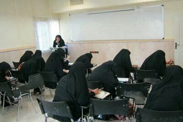 برگزاری دوره تربیت مربی مهد قرآن در مکتب‌الهدی + عکس