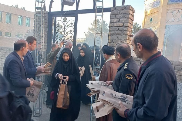 اعزام دانش آموزان آشتیانی به اردوی راهیان نور اعزام دانش آموزان آشتیانی به اردوی راهیان نور