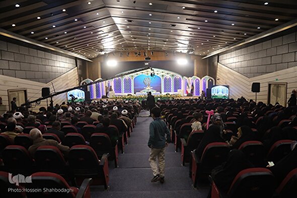 فیلم | اجرای حافظان ۲۰ جزء در ششمین روز مسابقات قرآن کریم