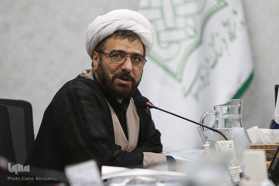 هوش مصنوعی؛ از دستیاری برای پژوهش و تفکر تا عامل سرقت علمی