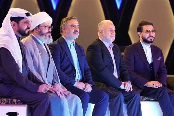 عوامل برنامه قرآنی محفل