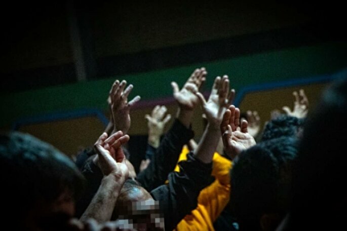 عکس | شب ۲۳ ماه رمضان در زندان مرکزی کرمان