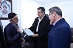 تجلیل استاندار مرکزی از والدین شهید براتی