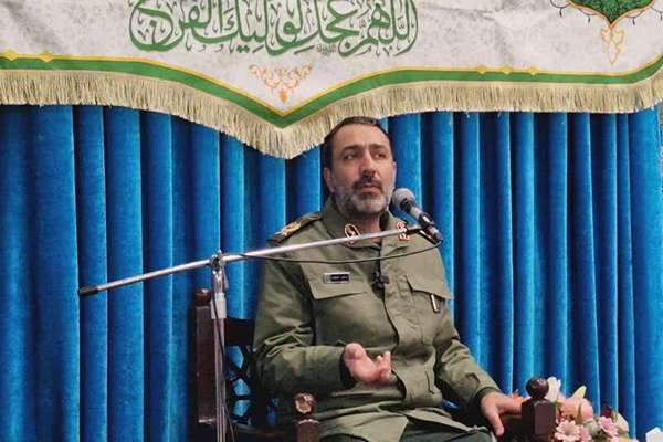 سردار عمومهدی فرمانده سپاه روحالله استان مرکزی سردار عمومهدی فرمانده سپاه روحالله استان مرکزی