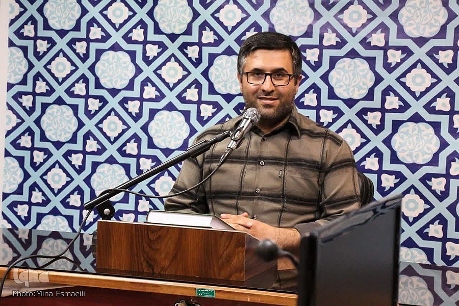مسعود اکبری حافظ کل قرآن