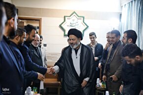 دیدار اعضای کاروان قرآنی نور با نماینده‌ ولی‌فقیه در امور حج و زیارت