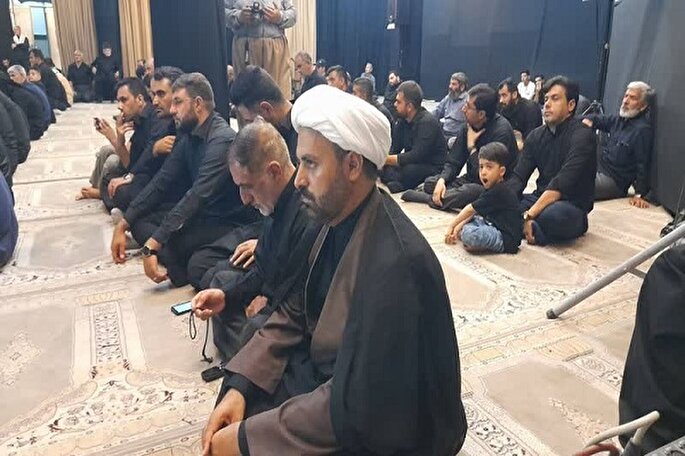 عکس | شام غریبان با حضور عزاداران حسینی در کامیاران