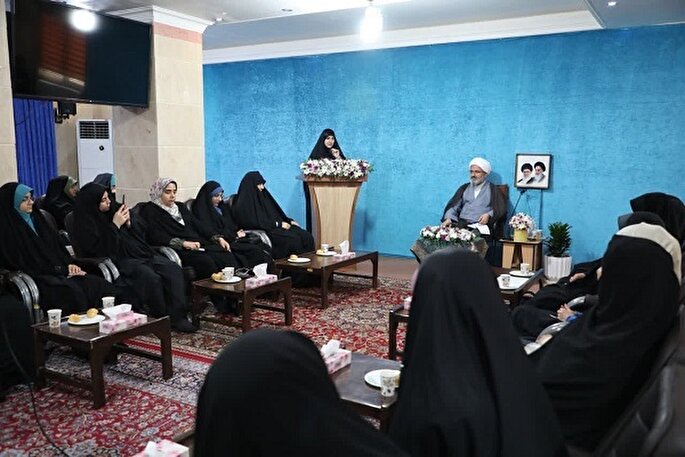 حضرت معصومه(س) الگویی بی‌نظیر از تعالی زن در جامعه اسلامی است