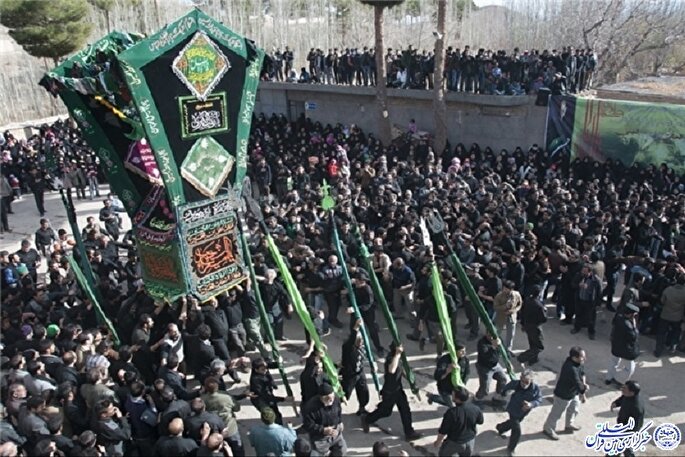 آیین کهن «علم‌بندان» در روستای تاریخی درخش