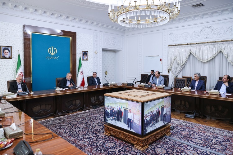 استفاده از نیروهای بومی را در اولویت قرار دهید