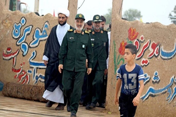 یا ما باید باشیم یا مشکلات