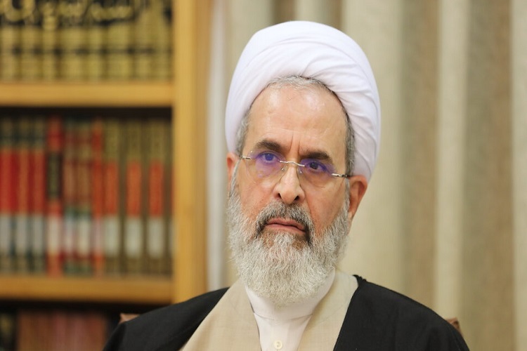 نائینی، فقیهی که در متن زمانه زیست و از مرزهای سنت فراتر رفت