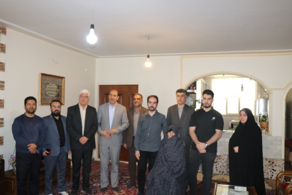دیدار جهادگران جهاددانشگاهی استان مرکزی با خانواده شهیدان موسوی