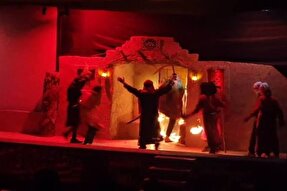 نمایشگاه بصیرت فاطمی در قم برپا شد