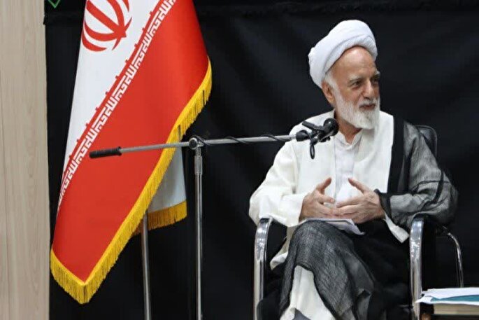 امروز بیش از هر زمان دیگری نیازمند رجوع به اهل علم هستیم