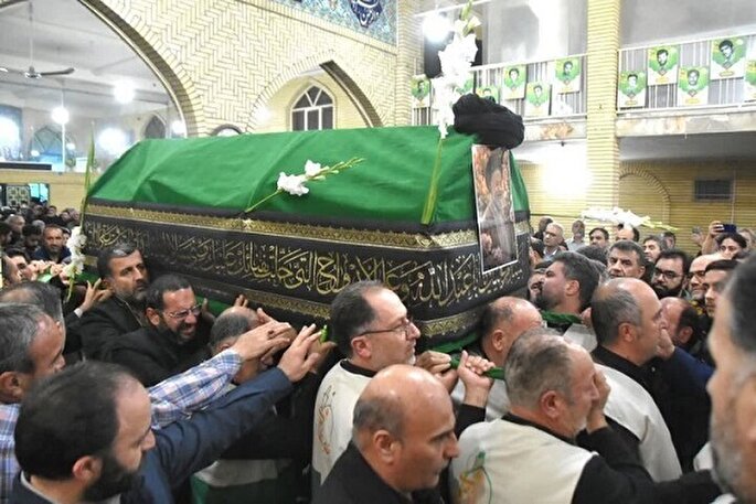 آیین تشییع پیکر آیت‌الله شاهچراغی در سمنان برگزار شد