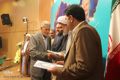مراسم تکریم معلمان، حافظان، خادمان و خیرین قرآن - محلات/عکاس:زهرا بهرامی